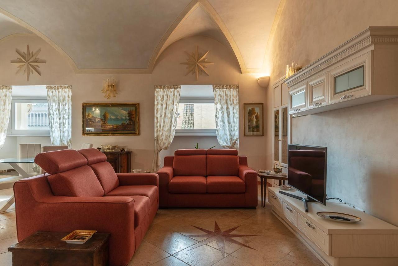 Palazzo Altieri Elegant Apartment Rom Exteriör bild