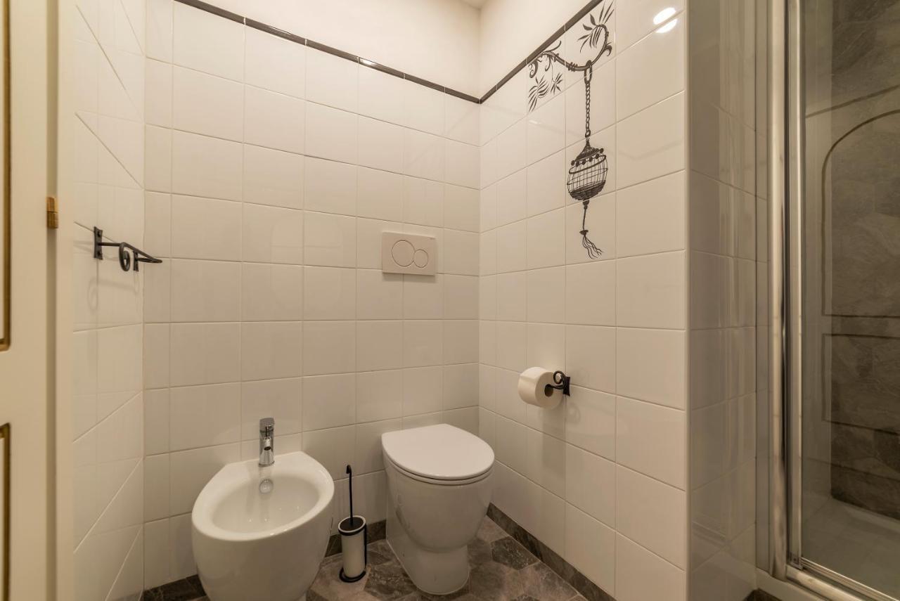 Palazzo Altieri Elegant Apartment Rom Exteriör bild
