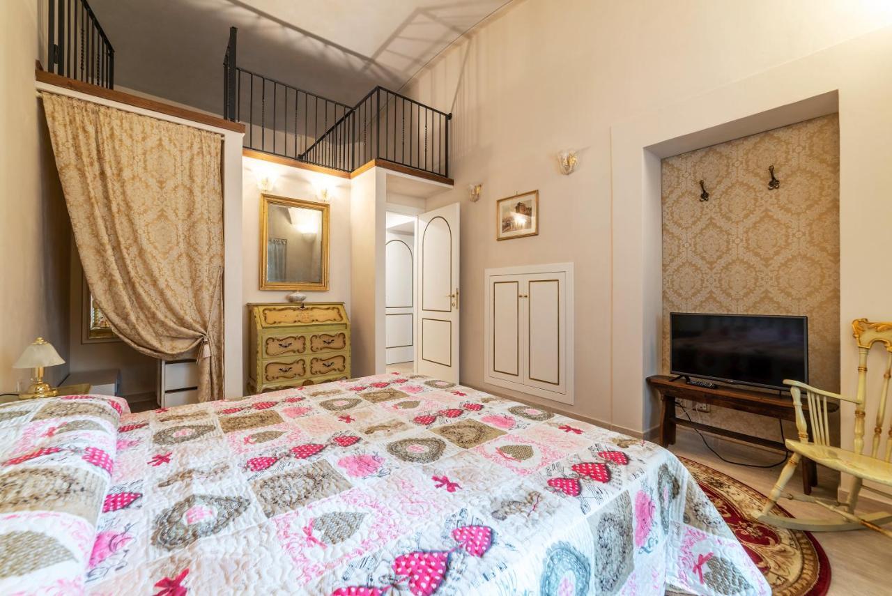 Palazzo Altieri Elegant Apartment Rom Exteriör bild